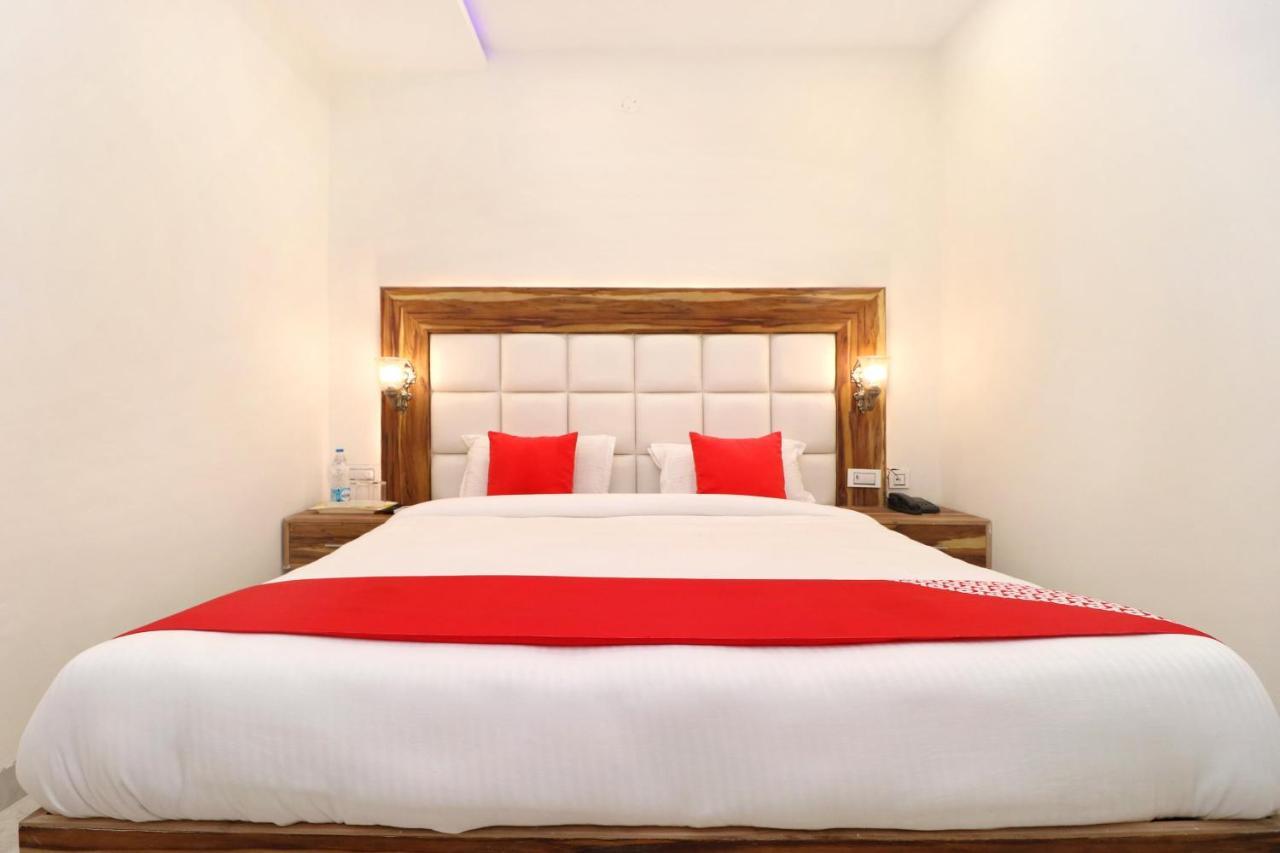 Hotel D Plaza Zirakpur Екстер'єр фото