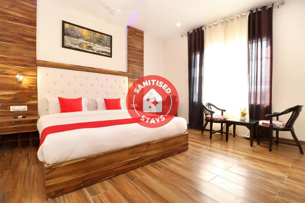 Hotel D Plaza Zirakpur Екстер'єр фото