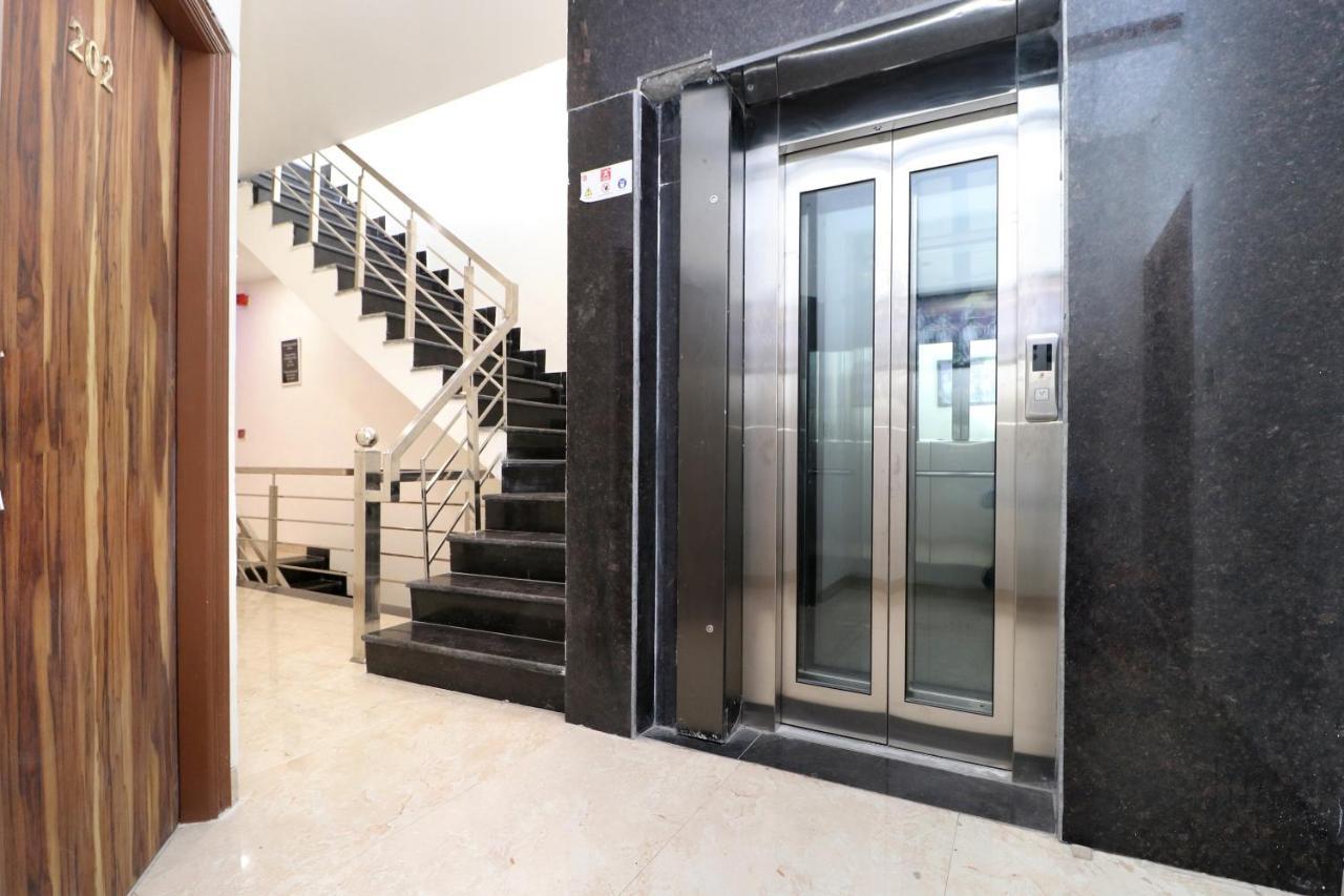 Hotel D Plaza Zirakpur Екстер'єр фото