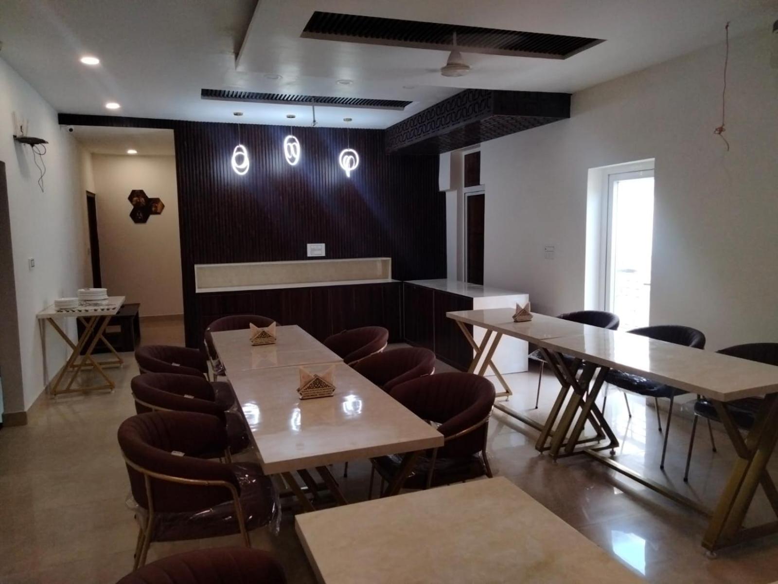 Hotel D Plaza Zirakpur Екстер'єр фото