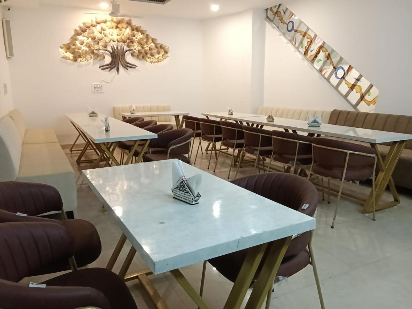 Hotel D Plaza Zirakpur Екстер'єр фото
